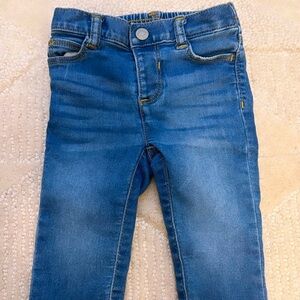 Old navy jeans 6-12 m stretch baby boy or girl